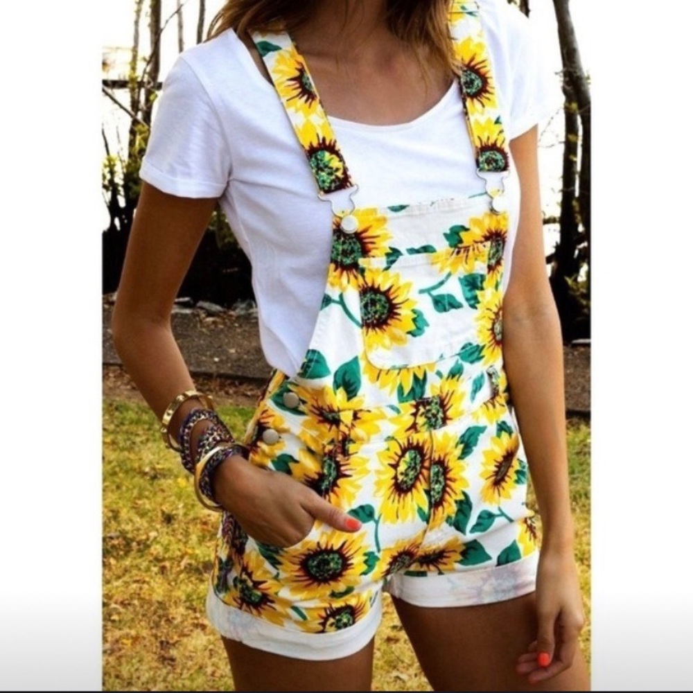 Sunflower shortalls (not jean/denim material) NWOT